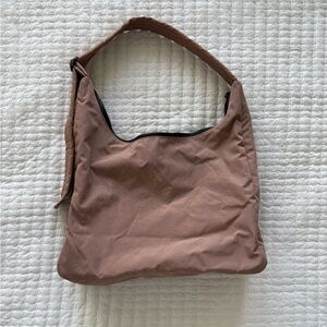 BAGGU Nylon Shoulder Bag
